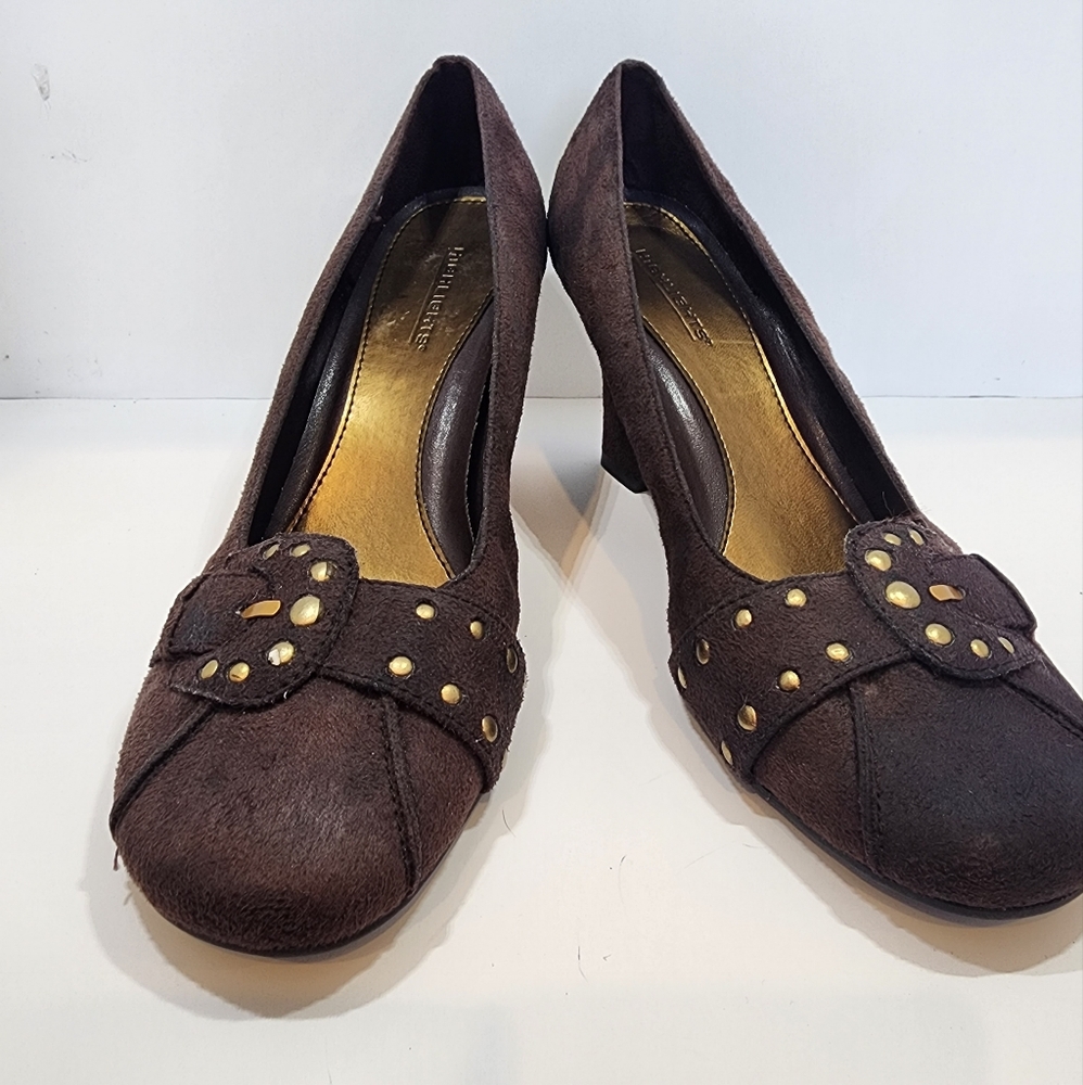 Highlights brown suede Wedges